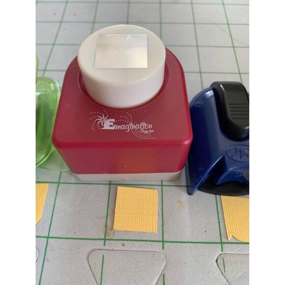 Creative Memories & Emagination Craft Paper Punch Set of 3 - Picture 3 of 4